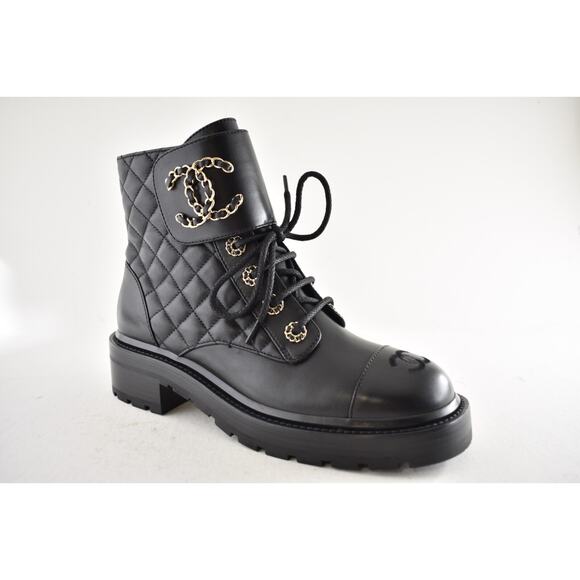 Chanel 21A Black Quilted Gold CC Chain Combat Lace Up Tie Ankle Short Boots 40 - Picture 5 of 15